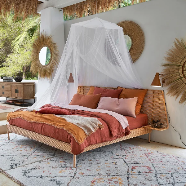 AM.PM Bett Saghil Mit Lattenrost Und Nachttischen, Rattan