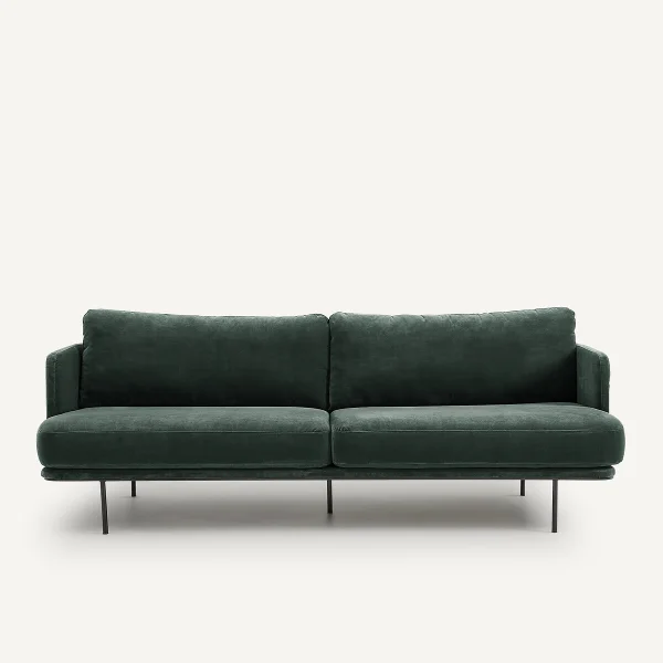 AM.PM Sofa Antoine, Samt, Design By E. Gallina