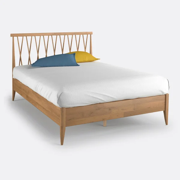 Bett + Lattenrost Quilda