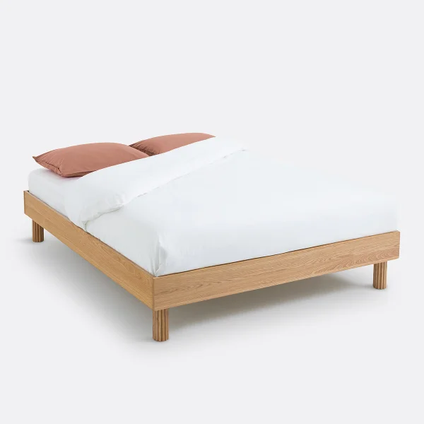 Bett Mit Lattenrost Desna