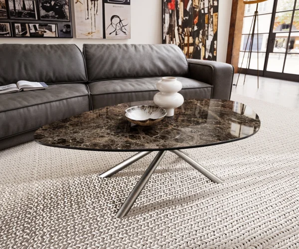 Couchtisch Edge Organisch 140x76 cm Keramik Laminam® Emperador Extra Lucidato Dunkelbraun Sarity Edelstahl gebürstet