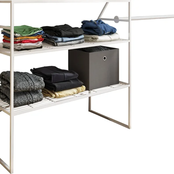 Disal Kleiderschrank für schräge Wand weiß.
