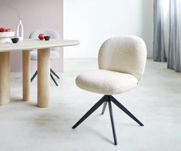 Drehstuhl Nube-Flex Bouclé Weiß Kreuzgestell breit Schwarz 360° drehbar Taschenfederkern