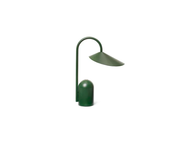 ferm LIVING - Arum Portable Tischleuchte IP44 Grass Green