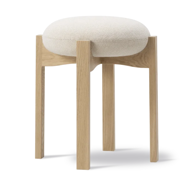 Fredericia Furniture Pioneer Hocker niedrig Hallingdal 200-lackierte Eiche