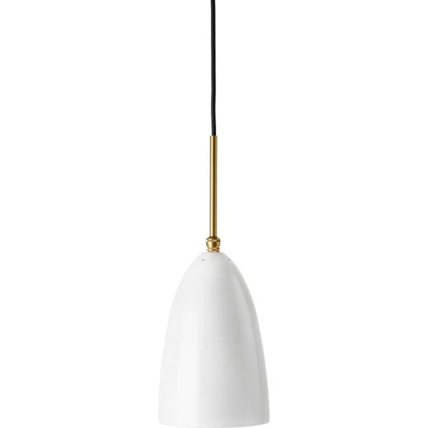 GUBI - Gräshoppa Pendelleuchte Glossy Alabaster White/Brass