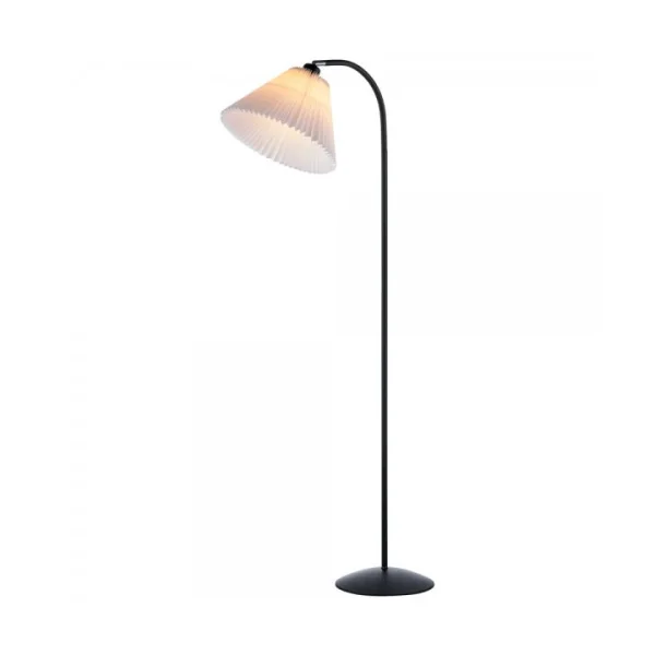 Halo Design Medina Stehleuchte 132 cm Schwarz