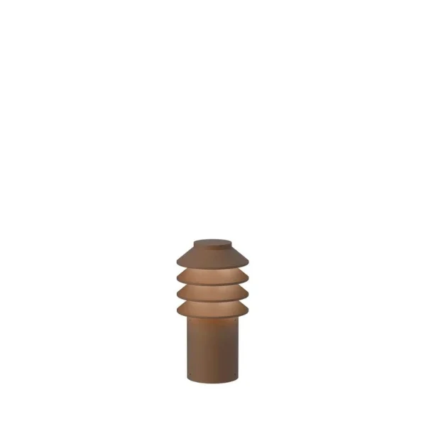 Louis Poulsen - Bysted Garden LED Gartenleuchte Short 2700K mit Spieß + Connector Corten Loui