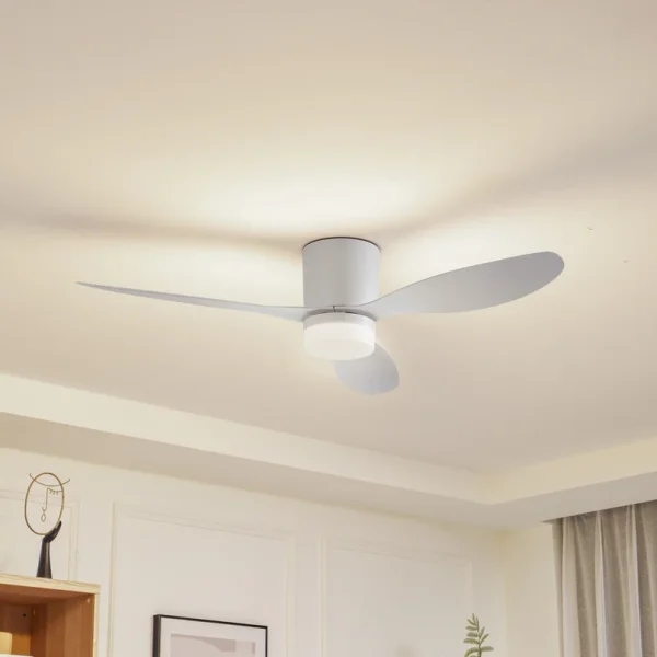 Lucande -  LED-Deckenventilator Kayu, weiß, DC, leise, Ø 132 cm