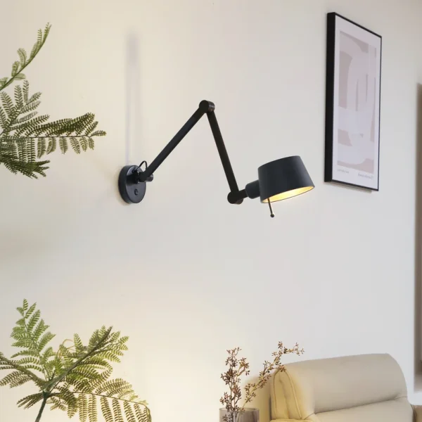 Lucande -  Wandleuchte Silka, 94 cm, schwarz, verstellbar, E27