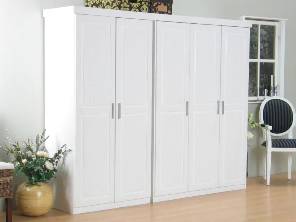 Magnus Kleiderschrank 5-Trg. Breite 235 cm, Höhe 190 cm weiß.
