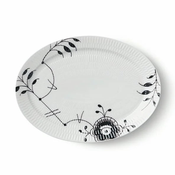 Royal Copenhagen Black Fluted Mega ovaler Teller schwarz 28 cm