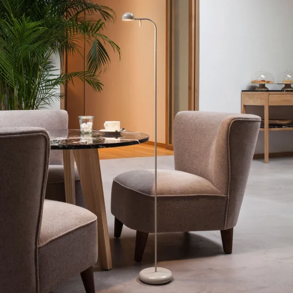 Vibia - Pin 1660 LED-Stehleuchte, 125 cm, creme