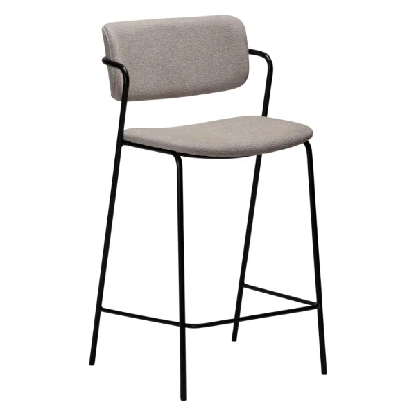 Zed Dan-Form Counterstuhl mit Armlehnen Bouclé hellgrau.